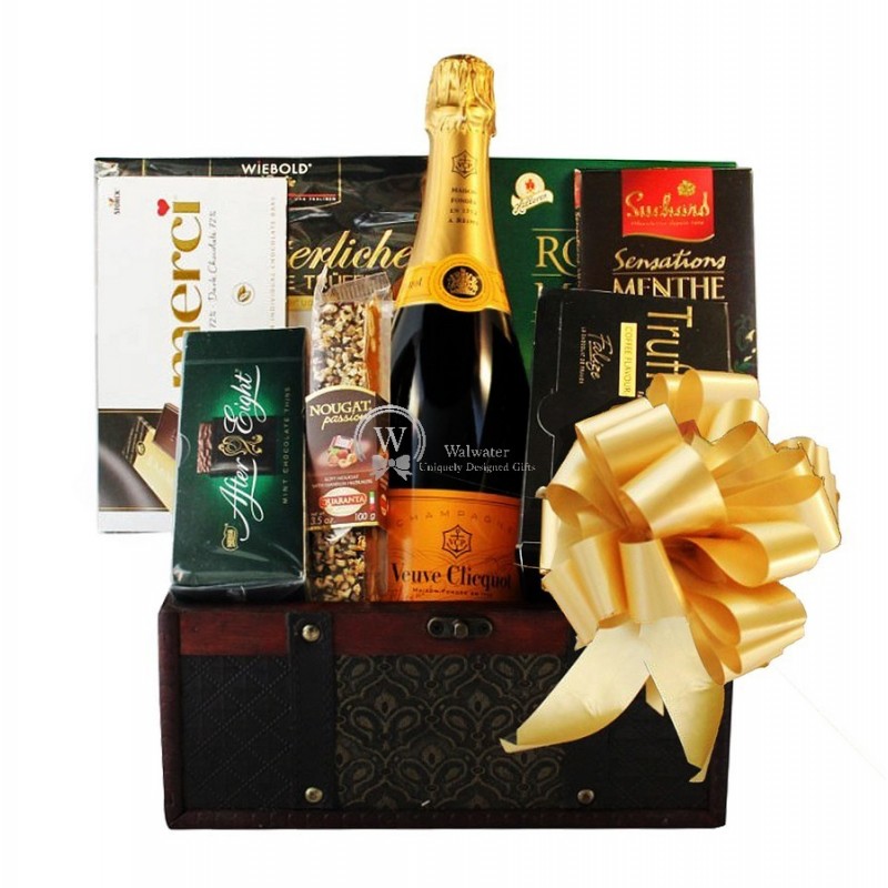 Veuve Clicquot Rosh Hashanah Champagne Basket Gifts In Europe