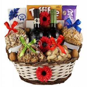 Salute – Rosh Hashanah Gift Basket